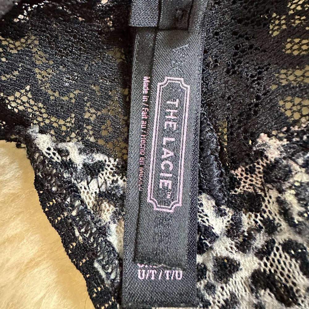 Victoria's Secret Black Lace Leopard Panty - Picture 5 of 7
